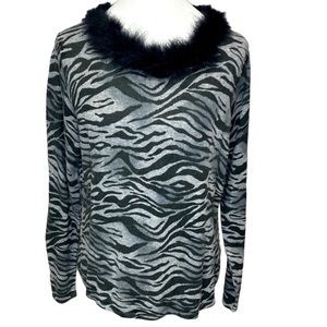 Animal Print Feather Collar Sweater